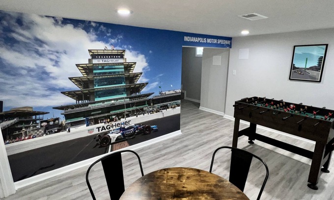 Speedway Casa | Renovated home in Speedway minutes from Indy 500 and close to Downtown