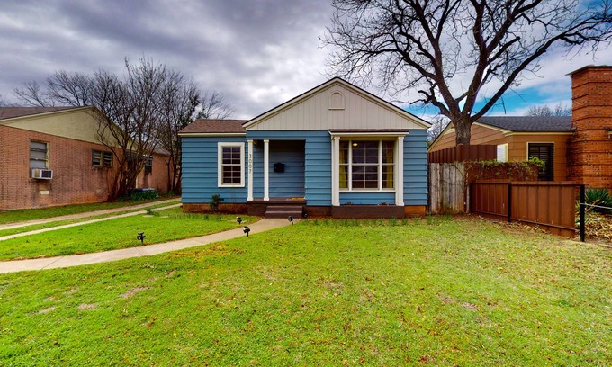 Wichita Falls Casa | Renovated Home - Large Yard - Dog-Friendly