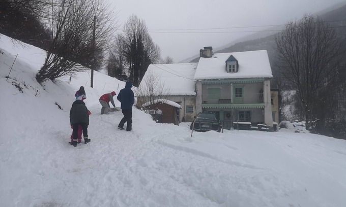 Campan Chalet De Esquí | Renovated house, at 925m altitude, near La Mongie ski resort and Payolle lake