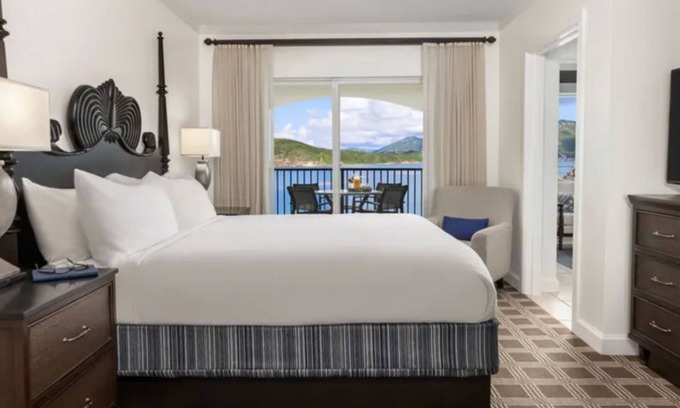 Estate Bakkero Complejo | Renovated Marriott Frenchman's Cove Luxury Resort