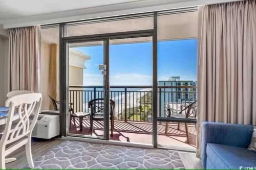 Myrtle Beach Apartamento | Renovated Oceanview Caravelle MB