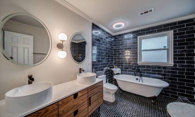 Hapeville Casa | Renovated Ranch House in Walkable Historic Neighborhood