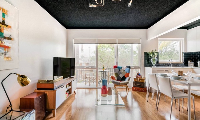 Drummoyne Apartamento | Renovated Retro Apartment Near Harbour Front Walks