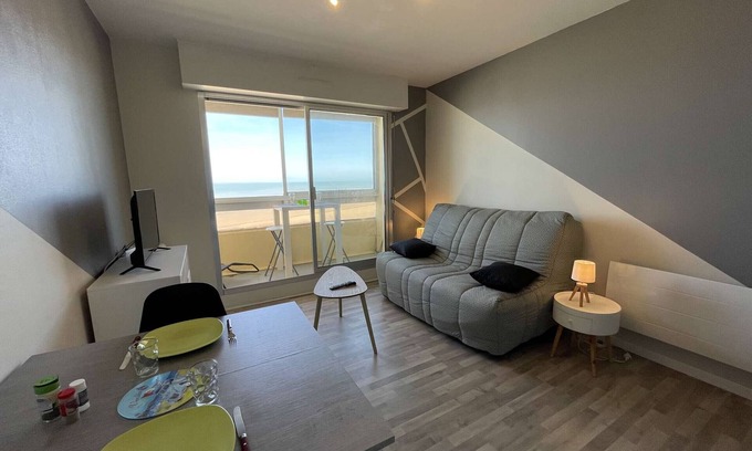 Saint-Jean-de-Monts Apartamento | Estudio renovado, 2 plazas, mar, comercios, 6º piso, TV, balcón, mascotas permitidas