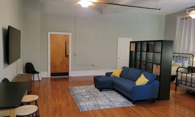 Woodburn Apartamento | Renovated schoolhouse loft