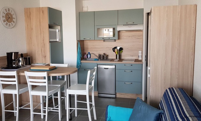 Cap d'Agde Apartamento | Cabaña de estudio renovada 4p / Piscina / estacionamiento antes del puerto