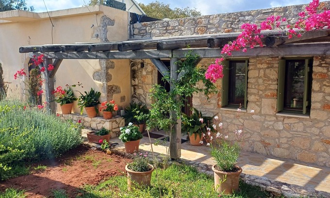 Katochori Casa | Renovated traditional house with swimming pool