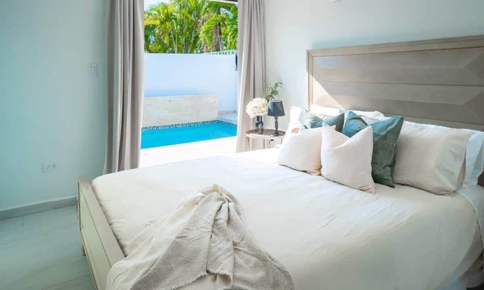 Dorado del Mar Casa | Rent a Charming Bedroom in Dorado del Mar