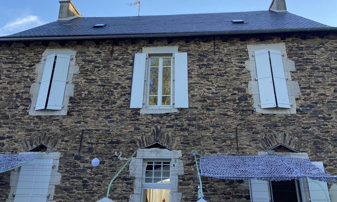 Naucelle Casa | Rent Holiday Home Aveyron - heated swimming pool