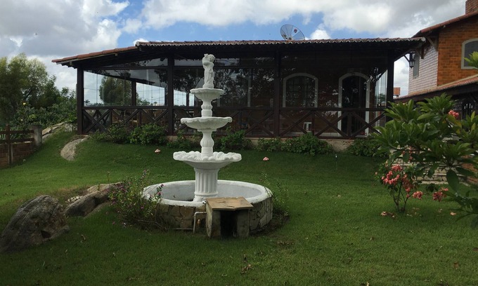 Novo Gravata Casa | Alquiler y Venta de Casa acogedora con 4 hab, 2 suites en esquina Valle