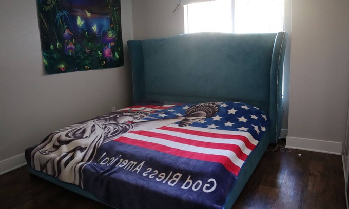 Calabasas Apartamento | Rent room with DOOR LOCK in 2bed/2bath Calabasas w Pool,Jacuzzi,Gym,Tennis Court