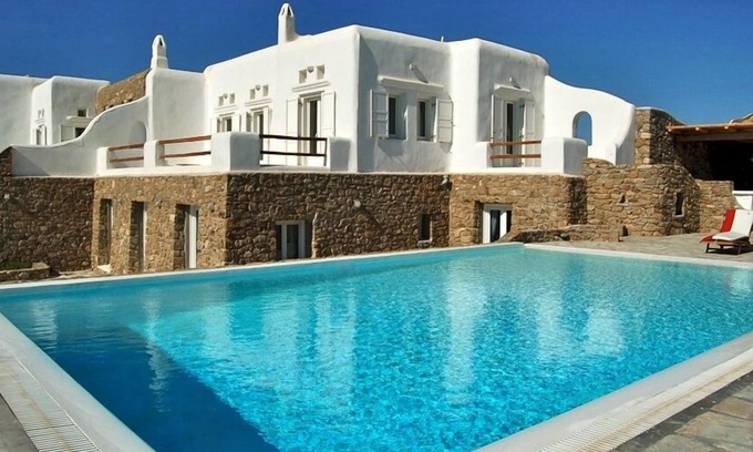 Plintri Villa | rent villa paradise beach - Mykonos