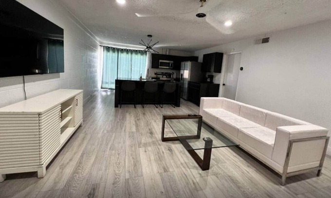Las Vegas Apartamento | Near Fremont Apartment 3beds,Parking,Pet friendly