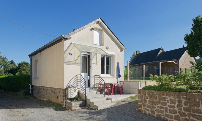 Monthault Cabaña | Rental for 2 people, 7 km from Louvigné-du-Désert (35420)