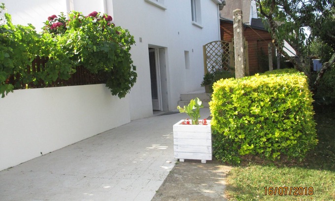 Muzillac Apartamento | Alquiler cerca del sitio natural de pen-mur, planta baja 2 adultos, 2 niños