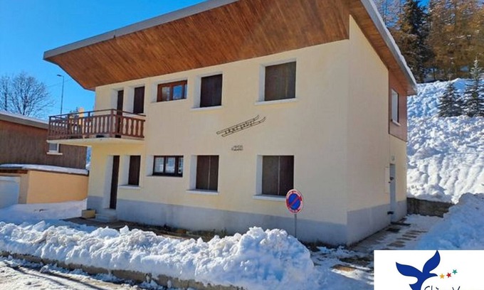 Orcieres-Merlette Chalet De Esquí | Chalet les 3 flocons -1st floor-