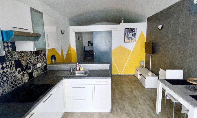 Le Pouzin Apartamento | Rental T1 Bis (Ground floor) / Ideal location
