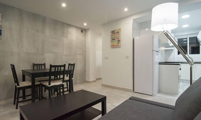 El Cabanyal Apartamento | Piso · València · ★4,45 · 3 dormitorios · 4 camas · 1 baño