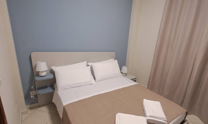 Santa Maria Casa | RENTS ROOMS GOLD COZY FACILITIES IN THE CENTER OF BARLETTA