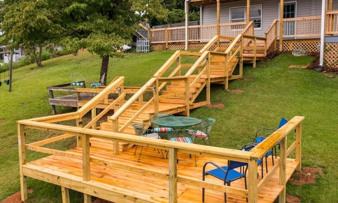 Lyman Casa | Resa's Family Retreat