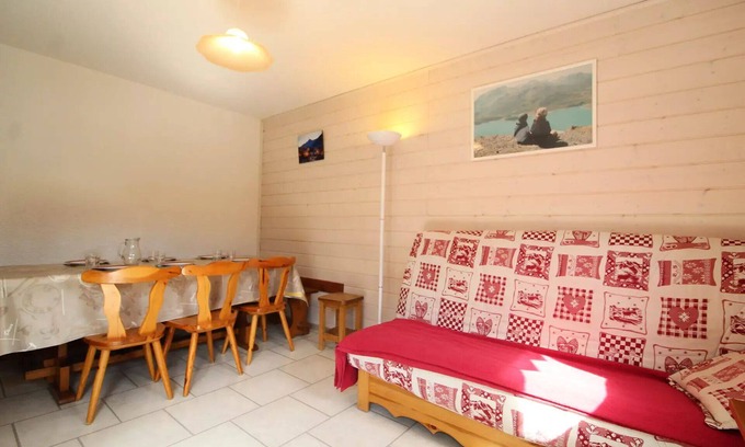 Lanslevillard Apartamento | Residence Chevallier - 3 Rooms for 6 People