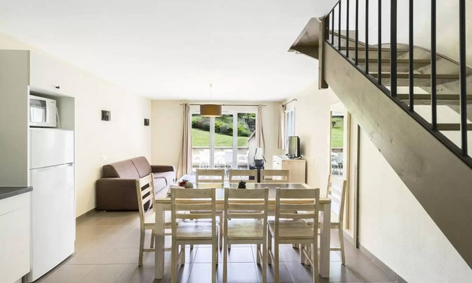 Malaucene Villa | Residence Garden & City Mont Ventoux - Malaucène**** - House 3 Rooms Duplex Cabin 8 People