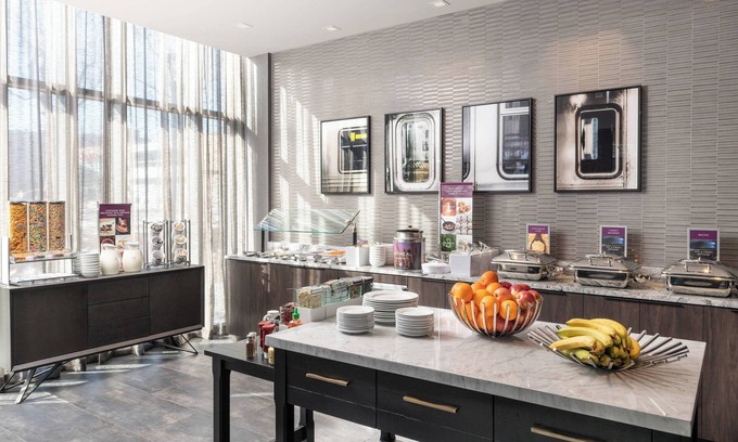 Harrison Lenox Hotel | Residence Inn by Marriott Boston Downtown / South End