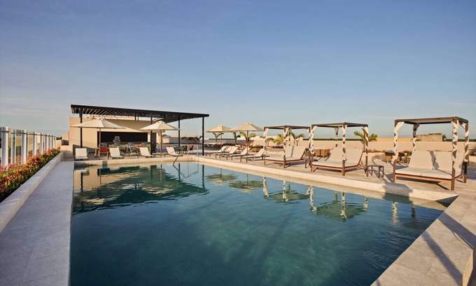 Playacar Fase II Hotel | Residence Inn by Marriott Playa del Carmen