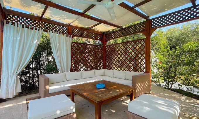 Mrezga Villa | Residence Jannet: Oasis pour 16 en bord de mer