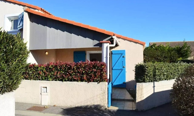 Saint-Cyprien Plage Villa | Residence Mas Bleus - But 2 pieces / mezz 6 beds SAINT CYPRIEN