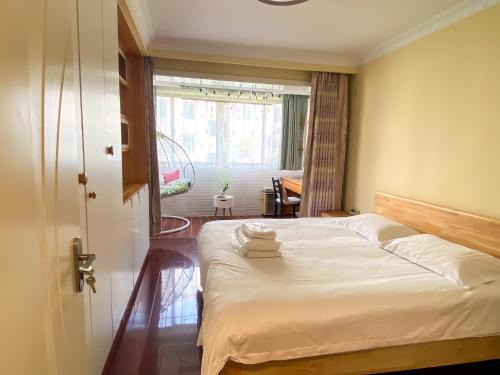 Hongqiao Apartamento | Residence Near Xuhui Business District, Just 5 Minutes from Metro Line 9