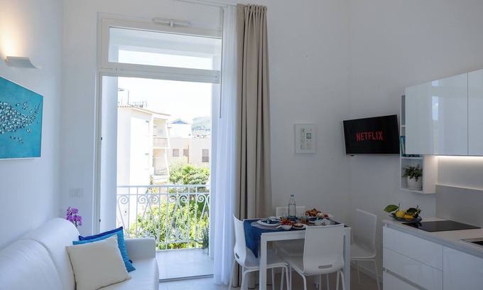 Latina Lido Apartamento | Residence Ottaviano Boutique Apartment Elegant, modern studio apartment in the city center