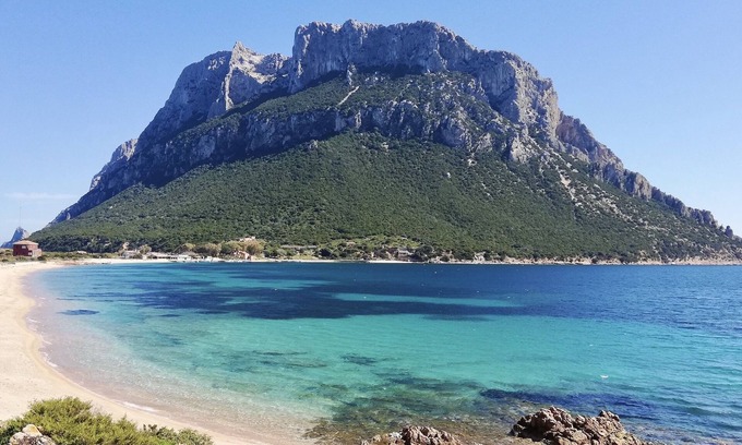 Monte Petrosu Apartamento | Residence with pool in Cala Girgolu