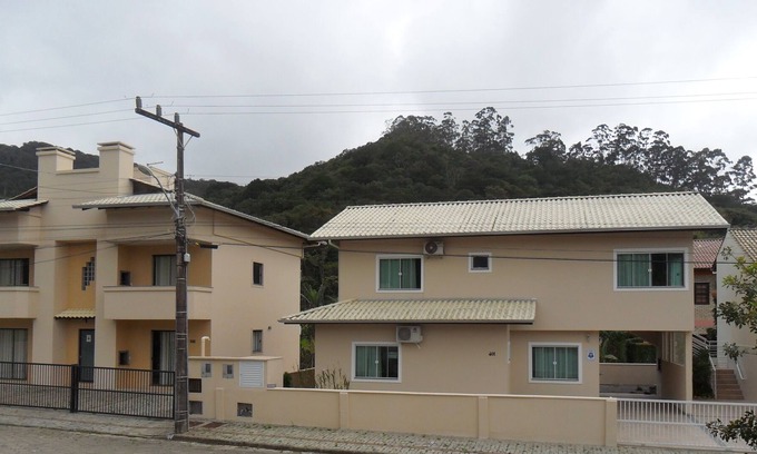 Zimbros Apartamento | Residencial Baia Bela, 1, 2 y 3 dormitorios Cantinho de Zimbros Bombinhas