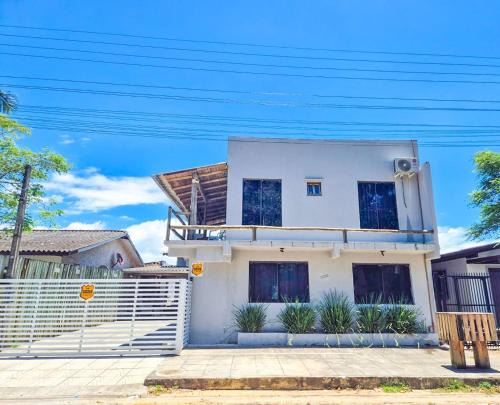 Torres Apartamento | Residencial da Bia - Casas com 2 Dorms na Praia da Cal com Piscina Térmica