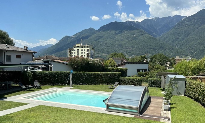 Riazzino Apartamento | Residenza La Svolta - Salt Pool & Private Garden