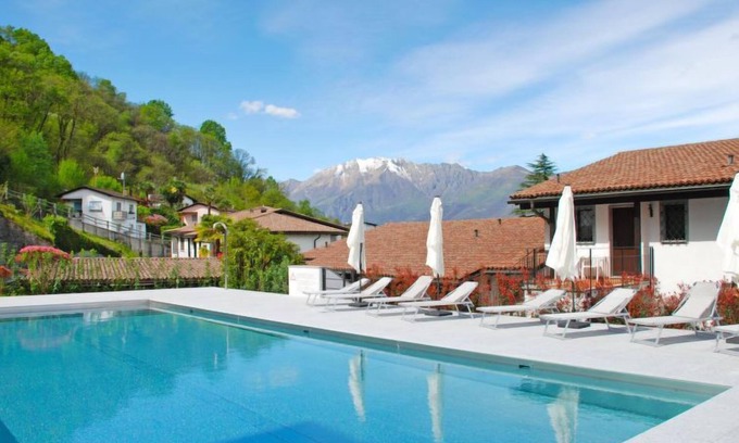 Piazzogna Apartamento | Residenza Miralago Apt. C25 by Interhome