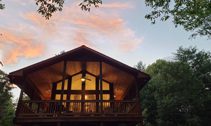 Cullowhee Cabina | Resort Community- Pool, hot tub, clubhouse, gym, playground & and pocket parks