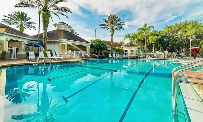 Windsor Palms Condominio | Resort condo near Disney with pool, hot tub, tennis, central AC, & washer/dryer