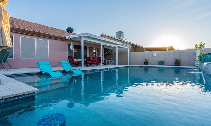 South Mountain Casa | Resort Like, 12 min From Airport, Heated Pool & HotTub K2
