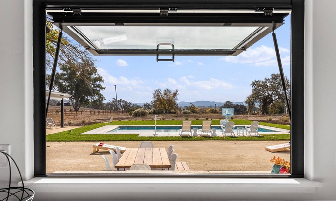 Paso Robles Casa | Resort-Like Amenities Inside & Out, Close to Downtown Paso, Great for Families
