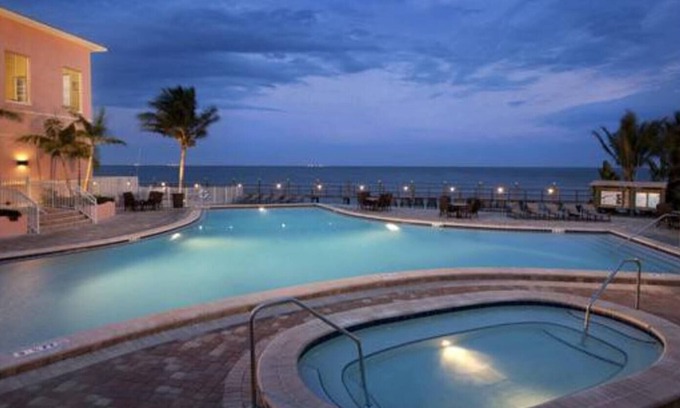Coquina Key Condominio | Resort Living Waterside 2 Bedroom 2 Bath 2 Terraces