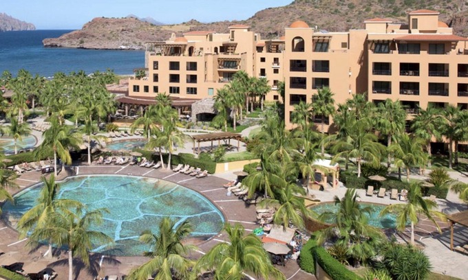 Loreto Complejo | Resort - Loreto - 2 BR 3 bath oceanfront penthouse 18 hole par 72 golf course