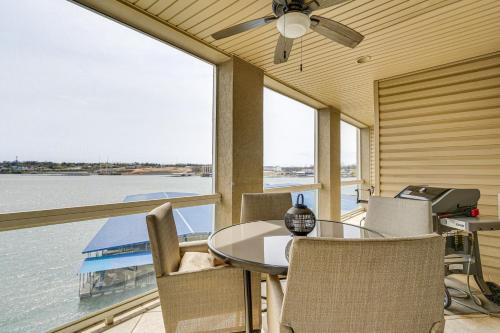 Osage Beach Apartamento | Resort Perks, View Lands End Condo in Osage Beach