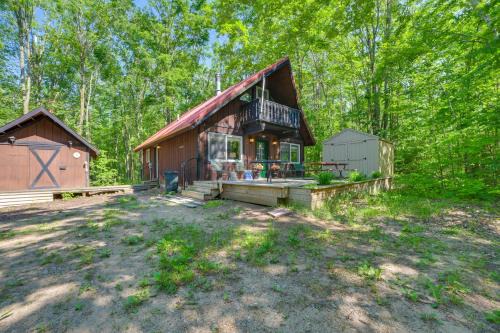 Elmira Casa | Resort-Style Perks - Cabin in Lakes of the North!