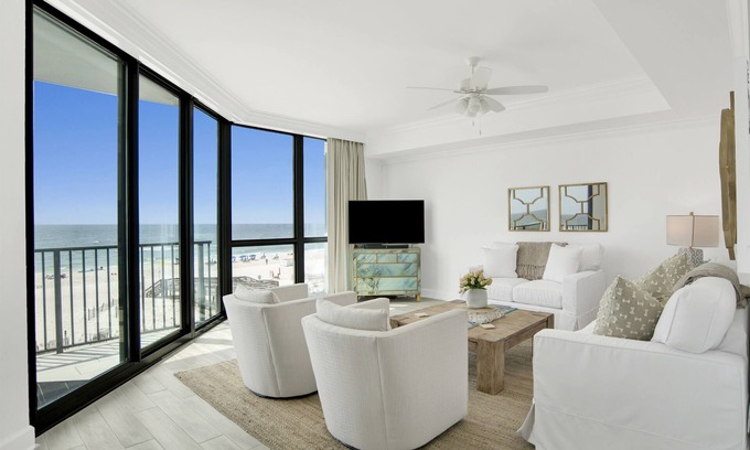 Orange Beach East Condominio | “Rest A Shore” 🐟 A Pure Salt Property 🐟 Steps from the beach! BRAND NEW RENTAL