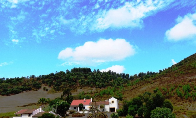 Santiago do Cacem Cabaña | Descansa en la naturaleza sin estrés y sin tráfico en una casa rústica, ambiente tranquilo