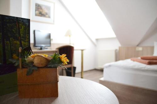 Storkow Casa | Restaurant & Hotel Storchenklause