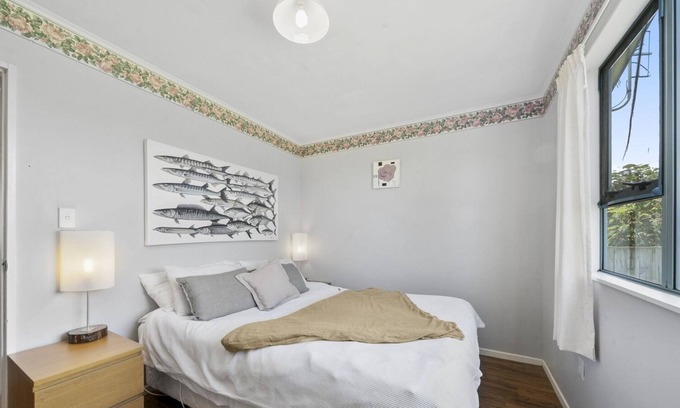 Waikanae Casa | RESTFUL ON RUTHERFORD - WAIKANAE BEACH HOLIDAY HOME in Waikanae Beach
