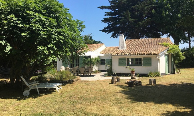 Les Portes-en-Re Casa | Retaise house 8p, 200m from the beach, near the village